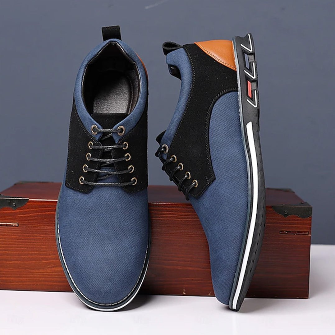 Crosstown — Men's Everyday Comfort Shoes – close-up