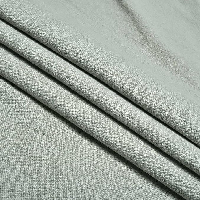 Kyoto — Men's Relaxed Band Collar Shirt – fabric detail